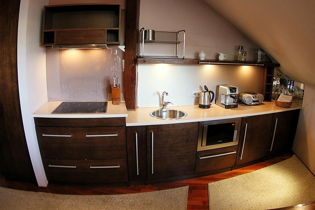 Krakow Jacuzzi Apartment Oda fotoğraf